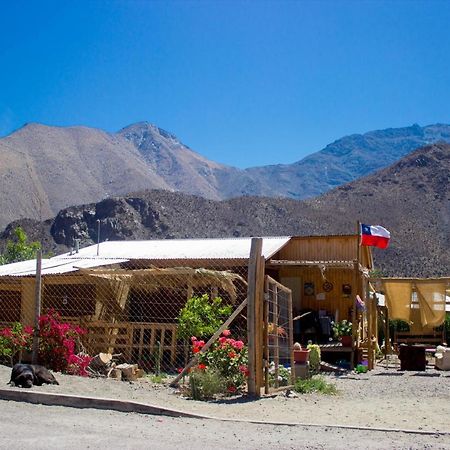Astro Camping Elqui Experience Vicuna Luaran gambar